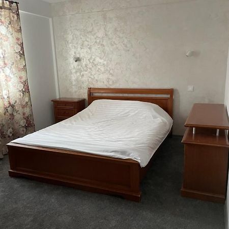 Eroilor Apartament Apartamento Suceava Exterior foto